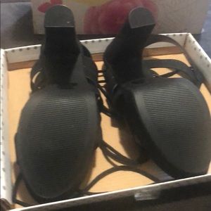 Black  4 inch heels tie around ankle